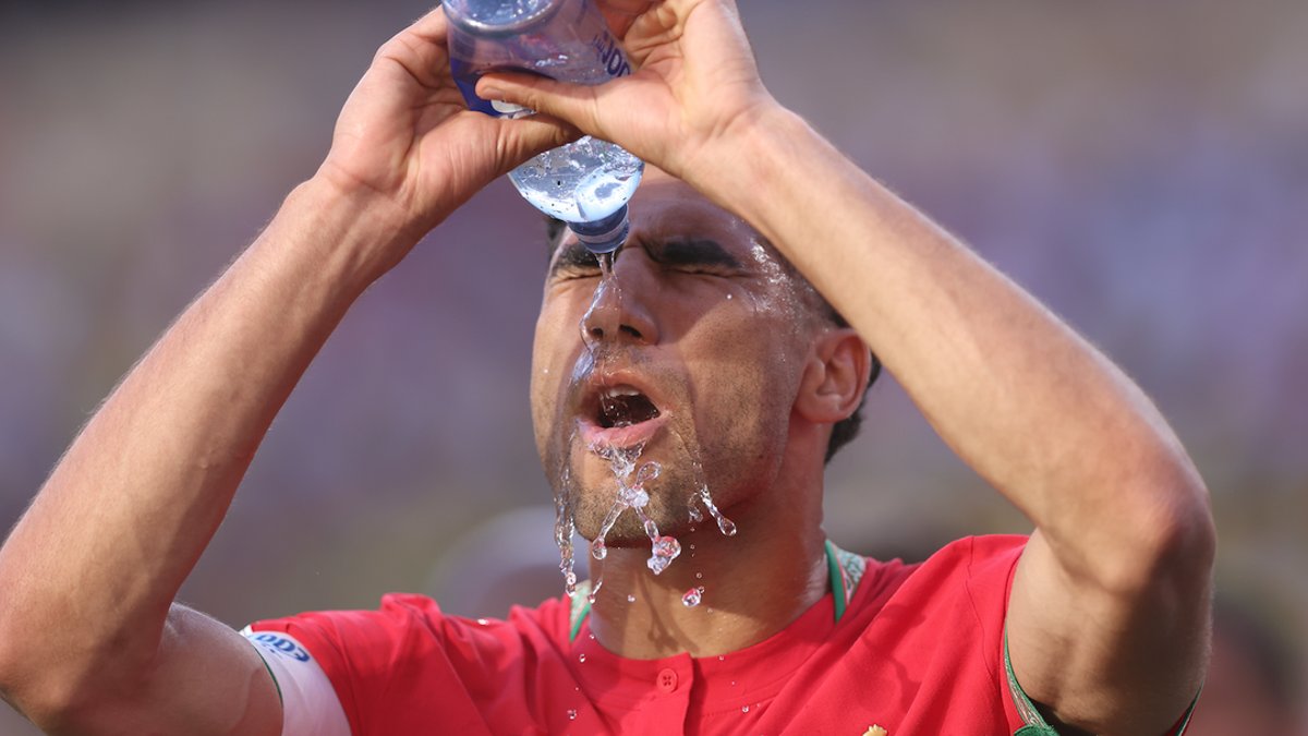 World Cup cooling methods put to the test World Cup cooling methods put to the test - hydration breaks