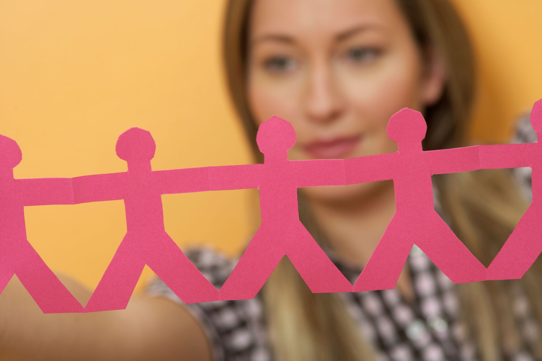 5 Tips for Strong Community Relations to Build a Healthy Society