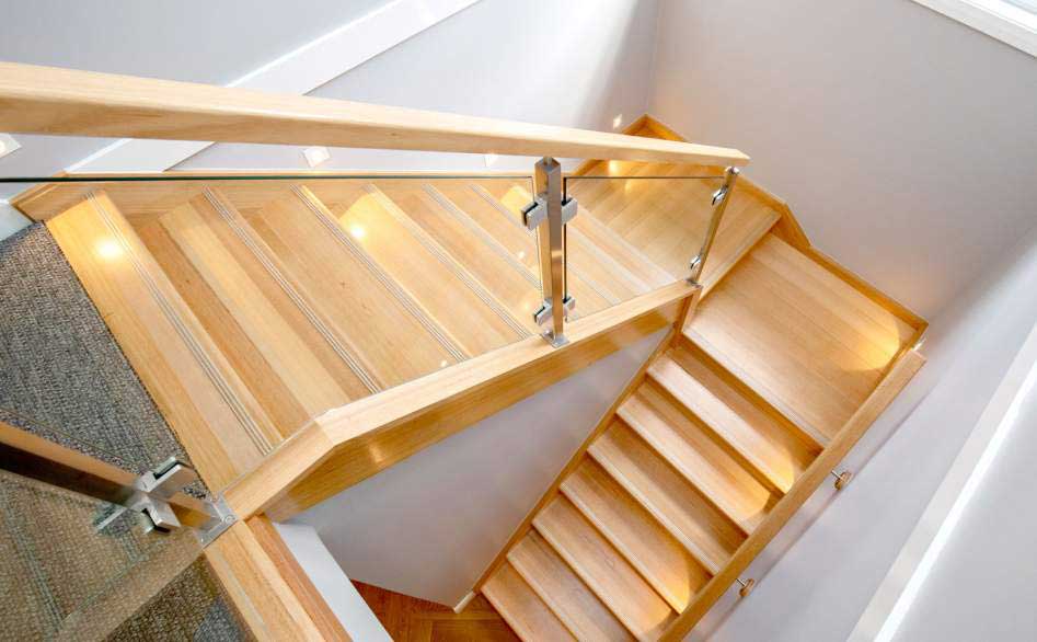 The Art and Science of Hardwood Staircase Installation – Tools, Techniques, and Best Practices