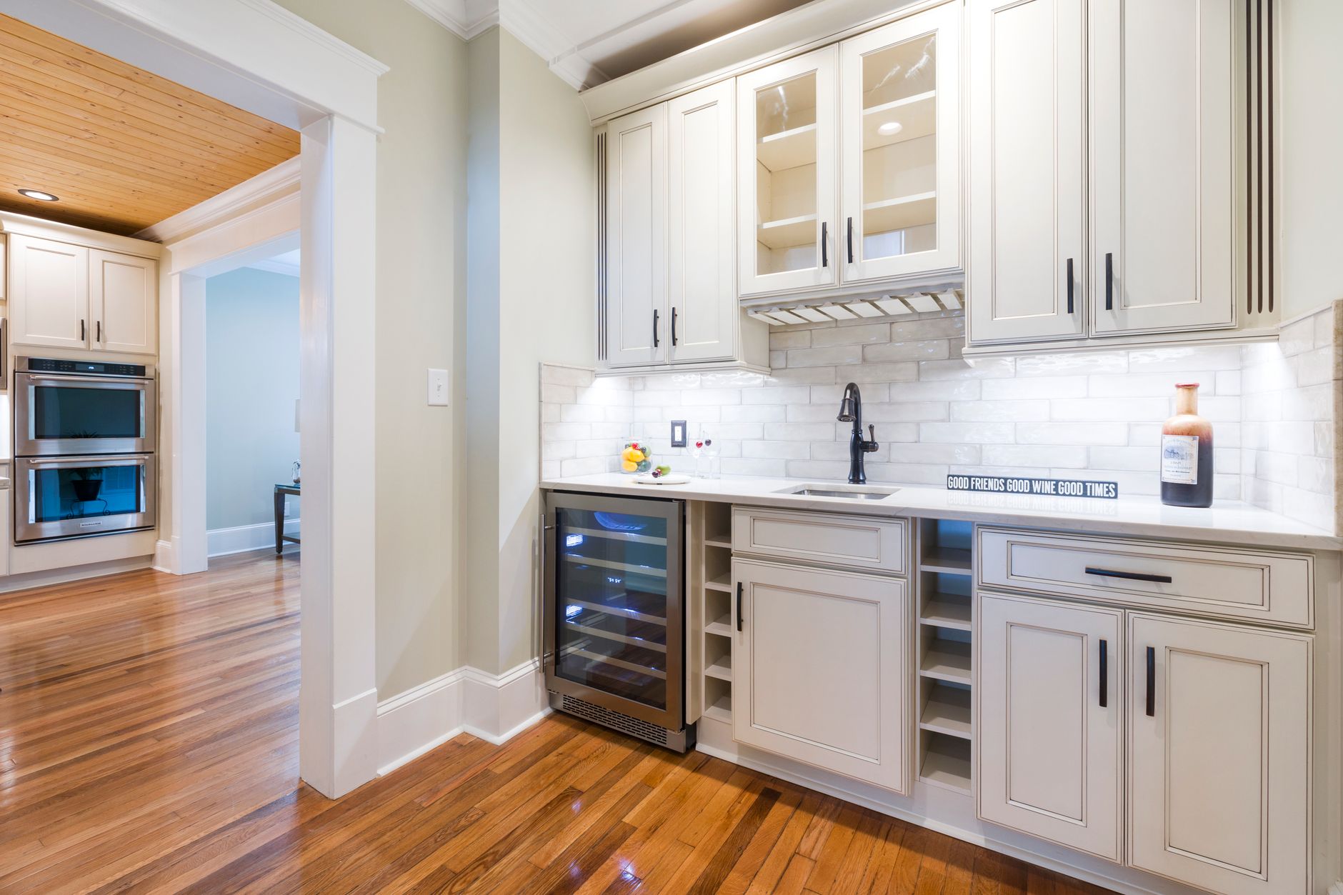 Pros and Cons of a Built-In Wine Fridge