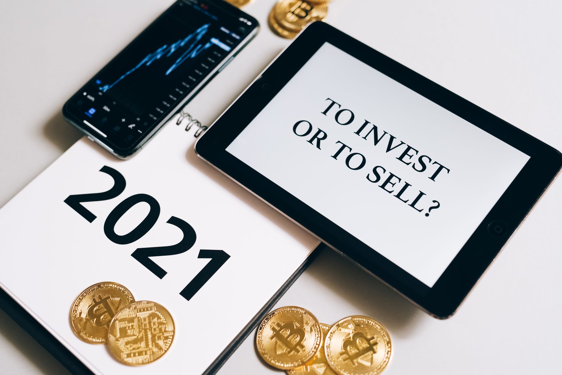 Investing and selling bitcoin and earning profit