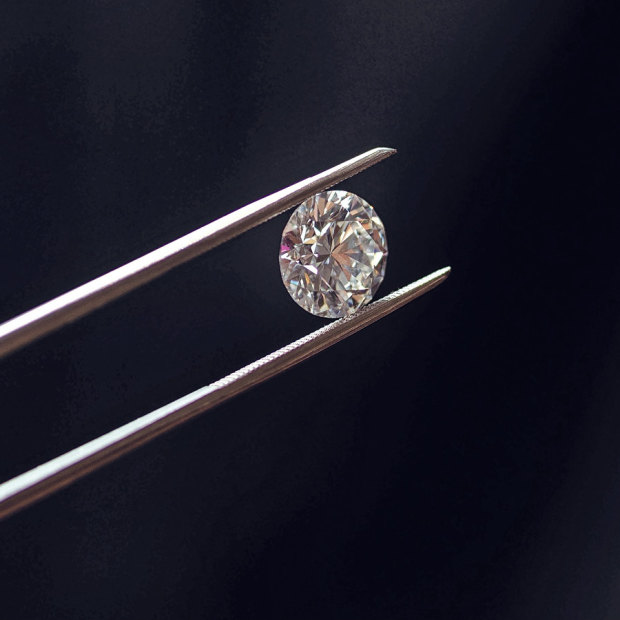 Platinum vs white gold moissanite engagement rings