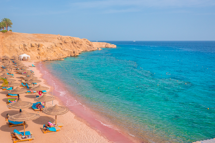 Hilton Hurghada Plaza: A Luxurious Escape on the Red Sea Coast