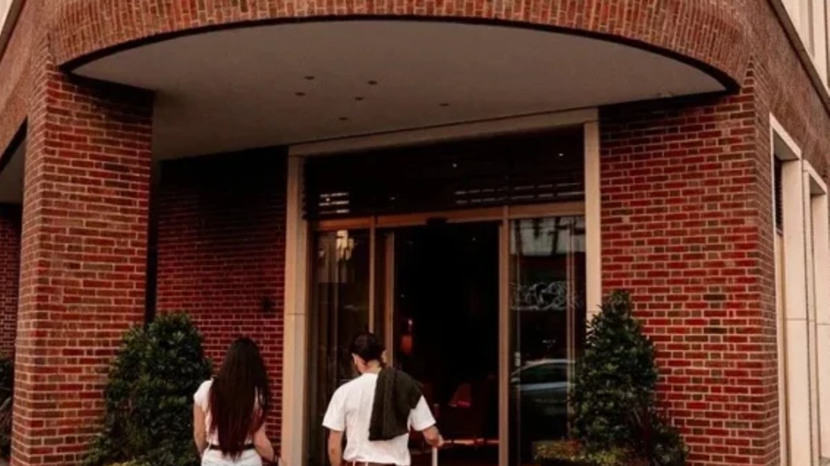 London hotel boosts staff with AI training - ai training