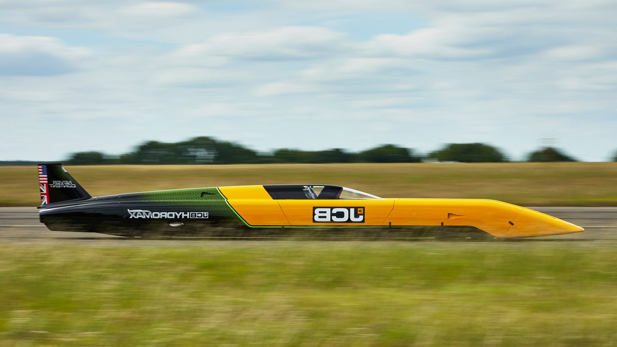 JCB unveils 208mph hydrogen digger for record run - hydrogen digger