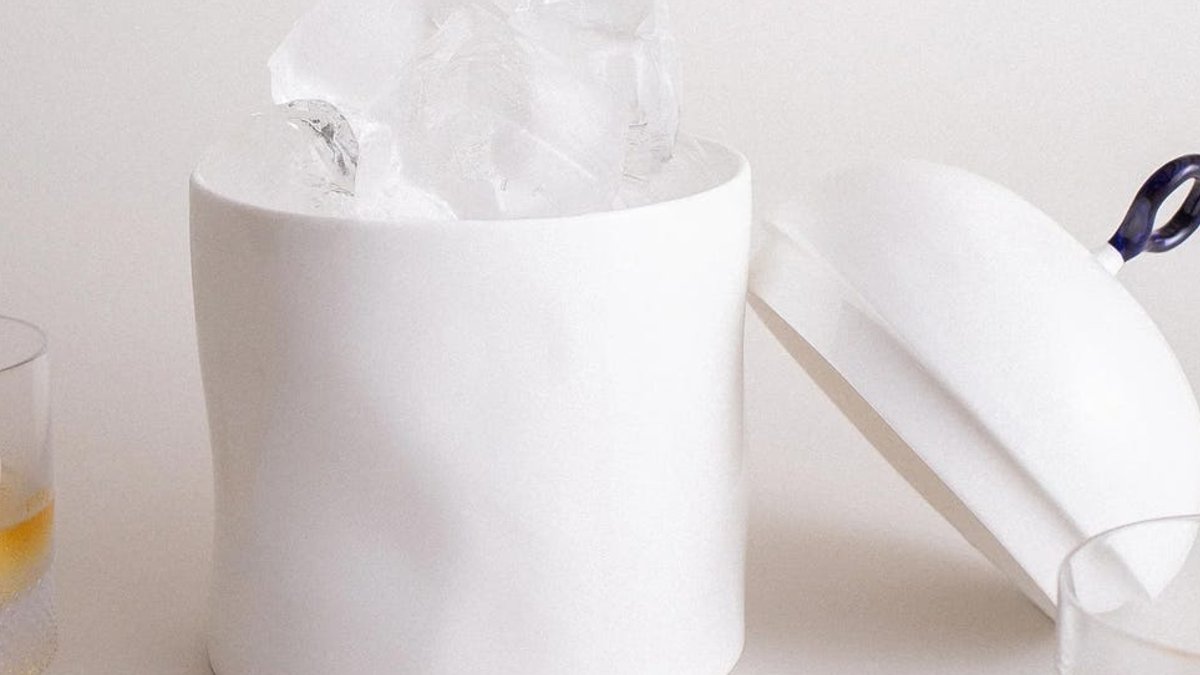 Top 10 ice buckets to beat heatwave