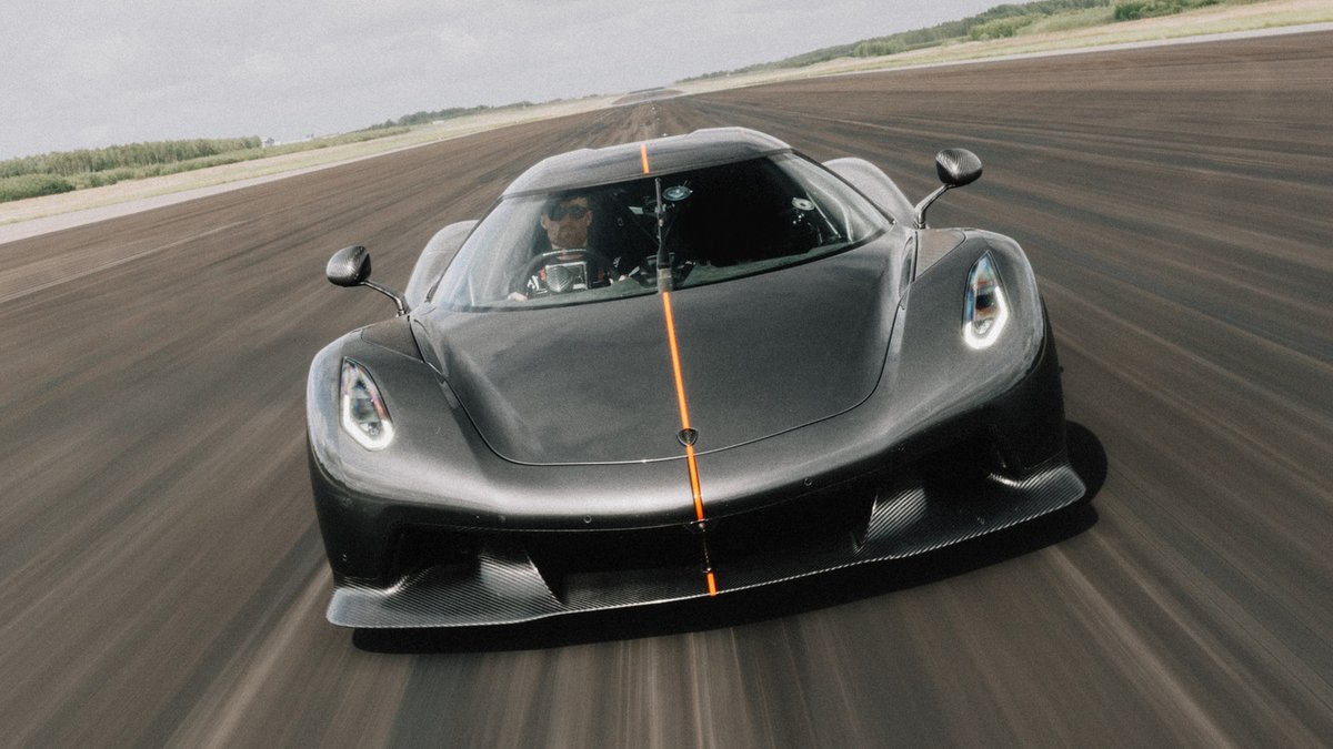Koenigsegg Jesko smashes quarter-mile speed record - speed record