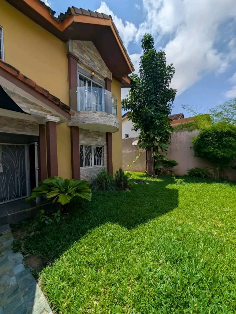 VILLA DUPLEX DE 6 PIÈCES EN LOCATION À LA RIVIERA SYNACASY