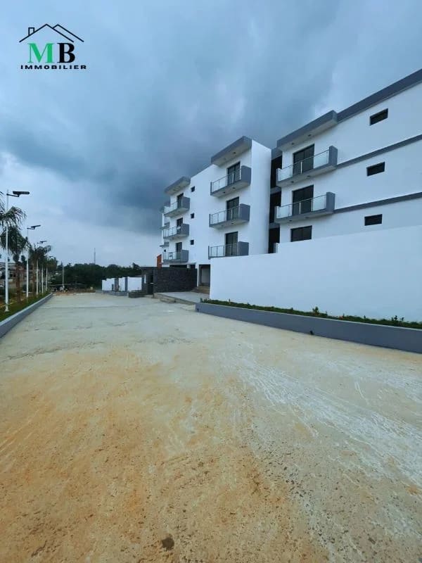 Appartement 2 pièces premium avec balcon — Bingerville