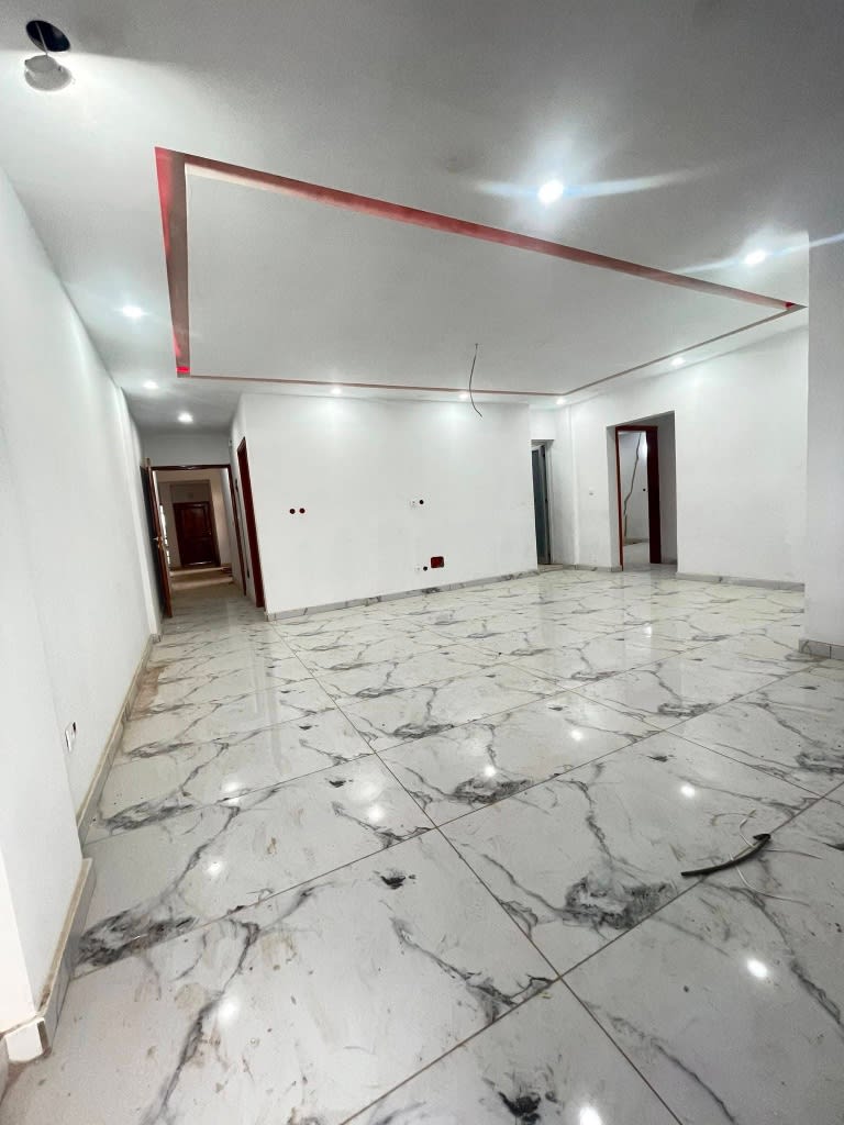 Appartement 3 pièces neuf sécurisé avec ascenseur — Riviera Triangle