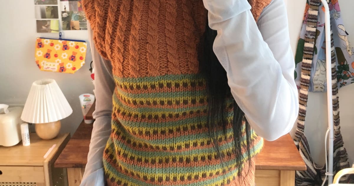 VINTAGE CABLE & STRIPE MIX KNIT VEST TERRACOTTA
