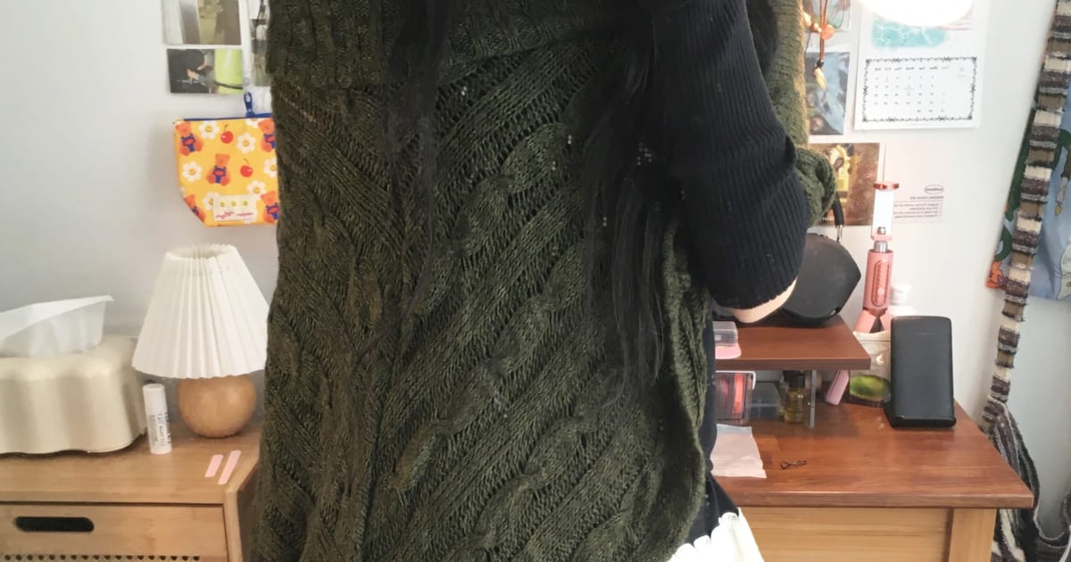 VINTAGE CABLE KNIT TURTLENECK CAPE KHAKI