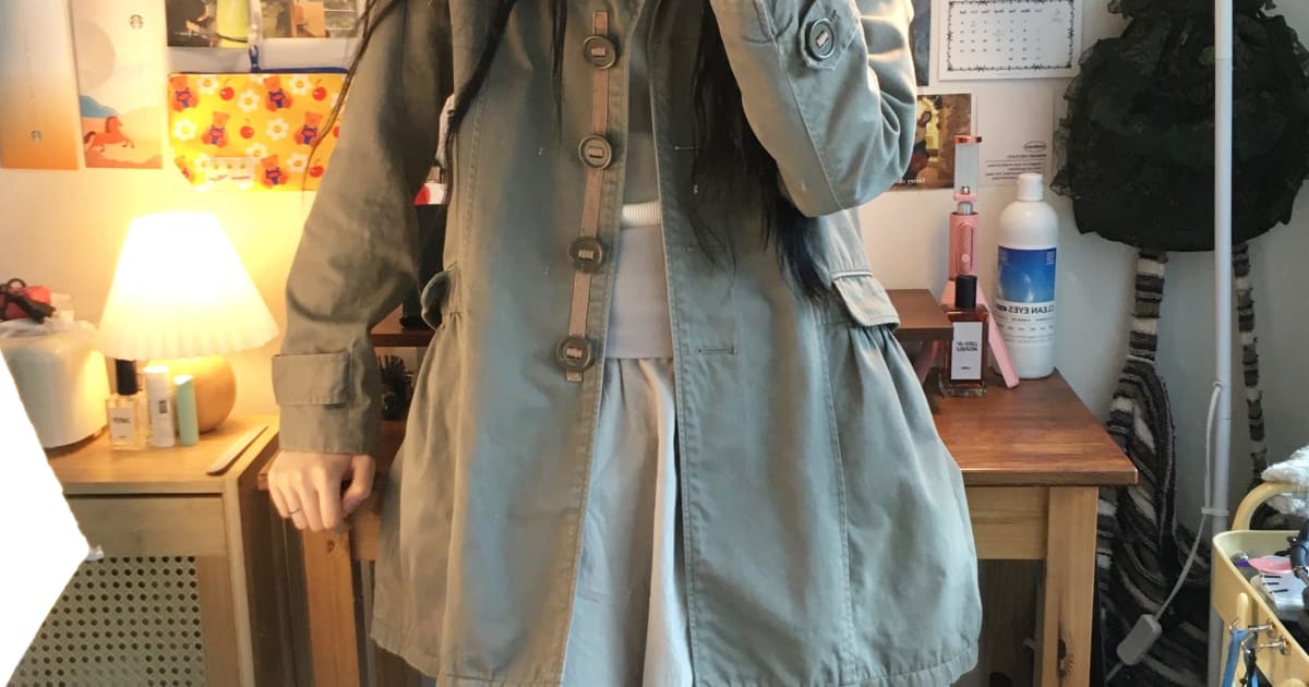 VINTAGE SAFARI CHIC CHECK LINING COAT BEIGE