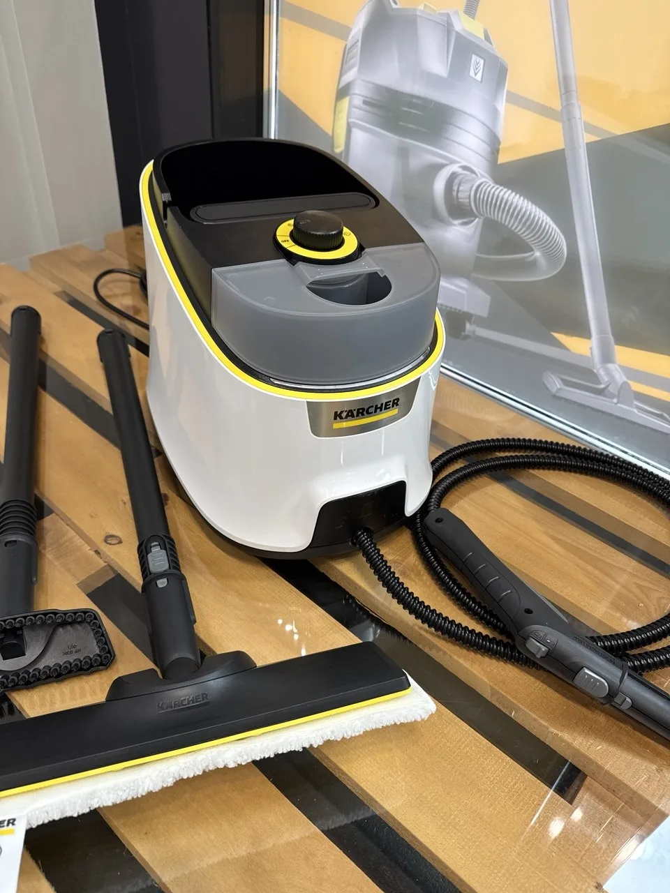 Пароочиститель Karcher SC 4 в аренду