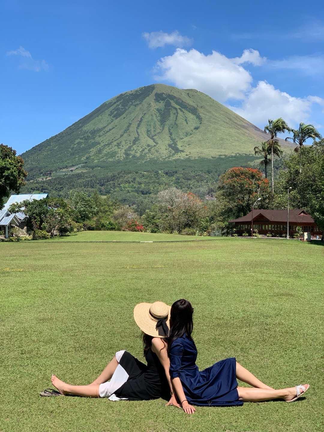 Kaki Gunung Lokon