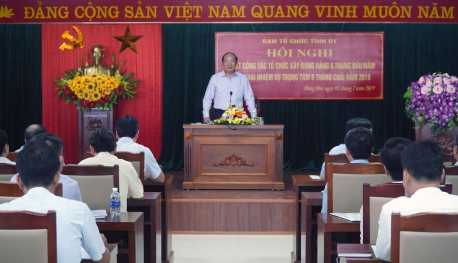 Tập trung sắp xếp tổ chức đảng, cán bộ phù hợp