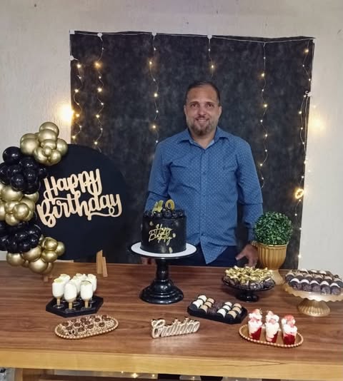 Pr. Marcos Pereira