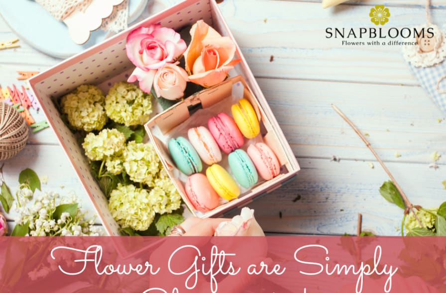 What to get your girlfriend for Valentine's Day? - SnapBlooms Blogs