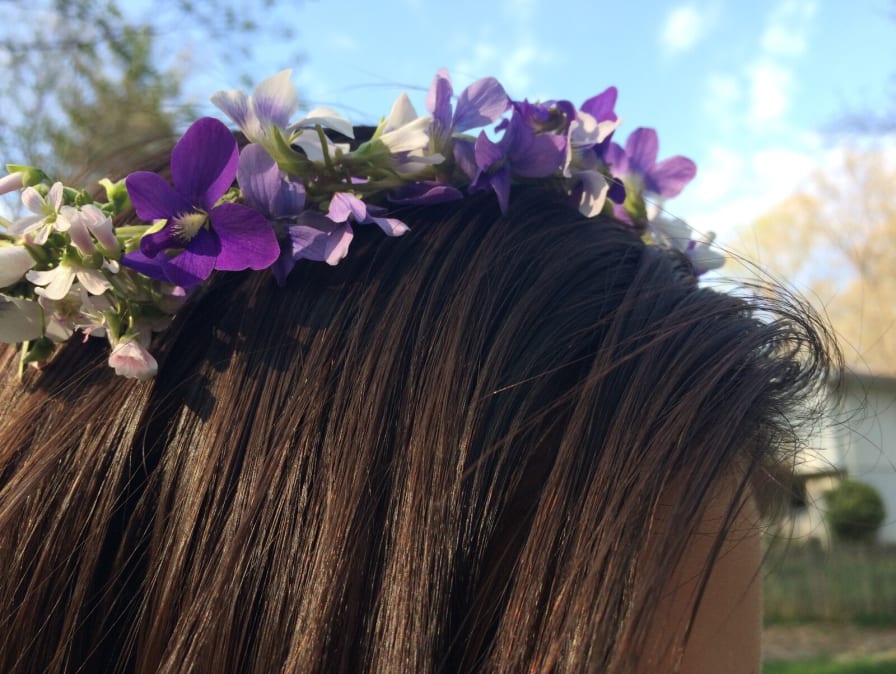 Flowers For Different Types Of Hair - SnapBlooms Blogs Flowers For Different Types Of Hair - SnapBlooms Blogs