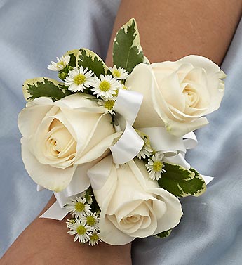 SnapBloom's Collection - Blue and White Corsage