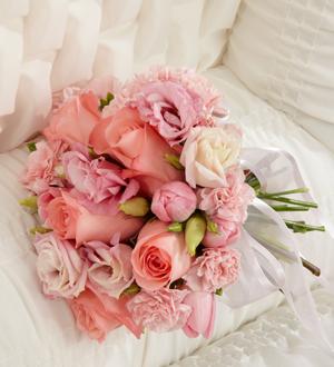 The FTD® Heartfelt Condolences™ Casket Adornment Flower Bouquet