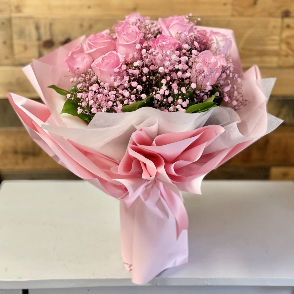 ROSES AND BABY-BREATH BOUQUET