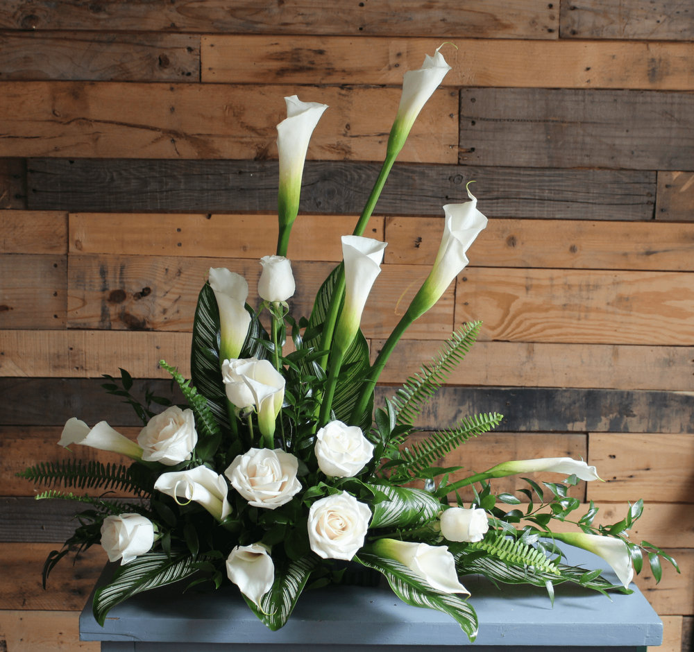 Sympathy Calla Lilies and Roses