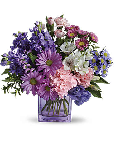 Heart''s Delight Flower Bouquet