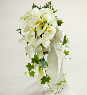 The FTD® White Chapel™ Bouquet Flower Bouquet