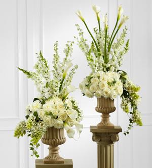The FTD® Classic White™ Arrangement