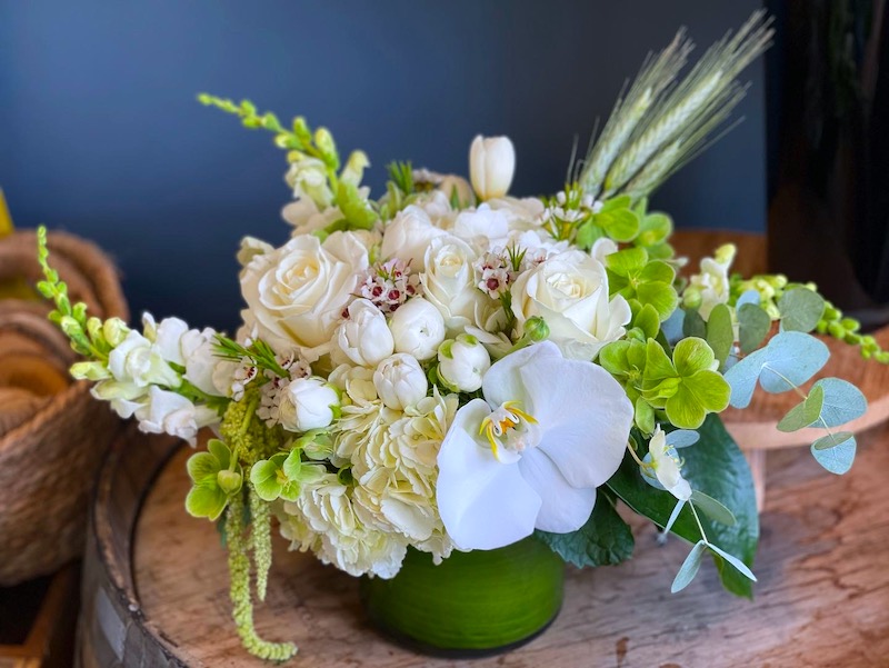 White Garden Flower Delivery West Roxbury Massachusetts The