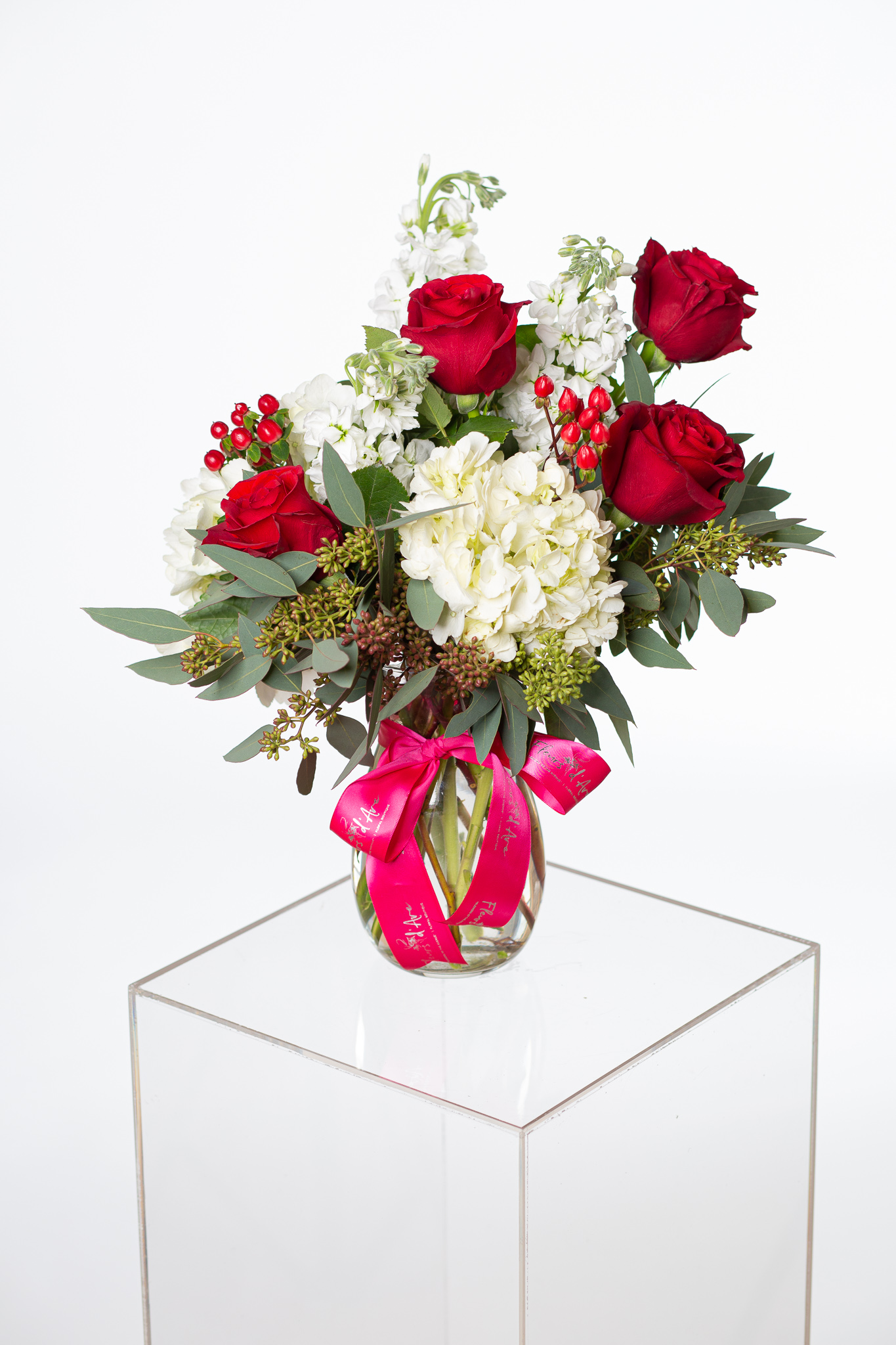 The Queen Flower Delivery Baltimore MD Fleurs d'Ave