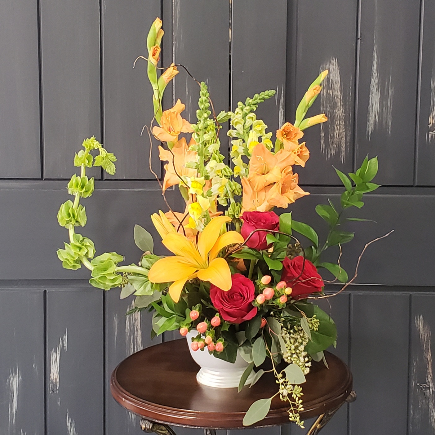 Loving Condolences Flower Delivery Cambridge MN Cambridge Floral, Inc