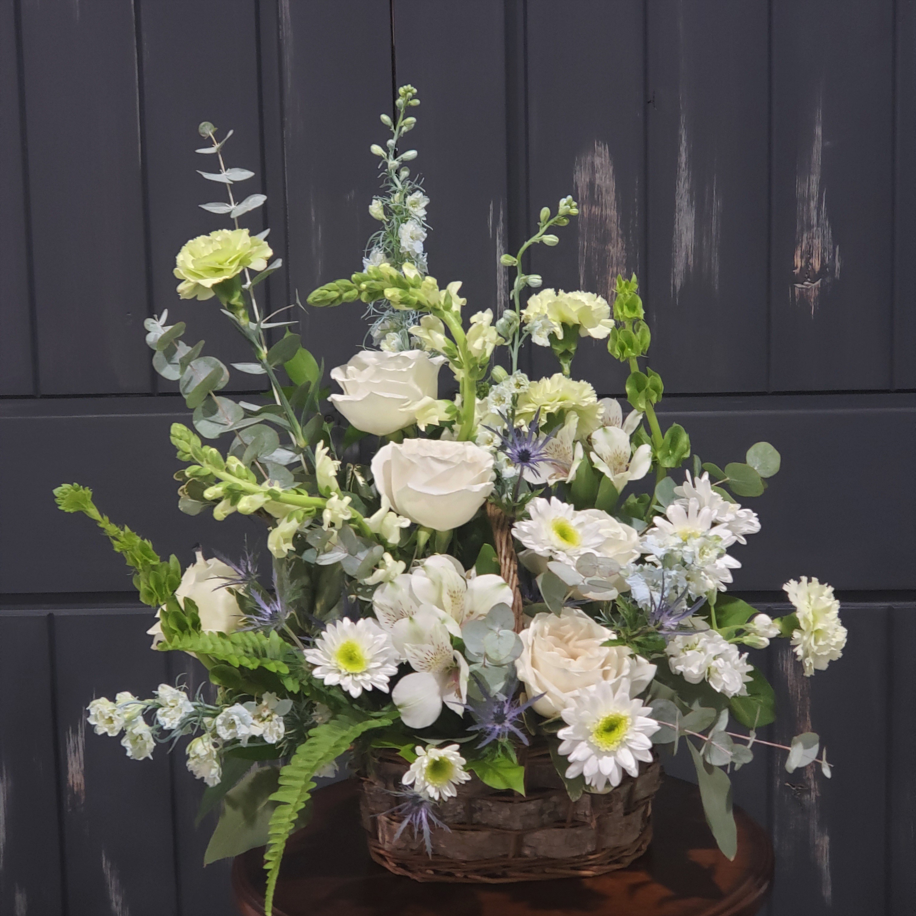 Tender Embrace Flower Delivery Cambridge MN Cambridge Floral, Inc