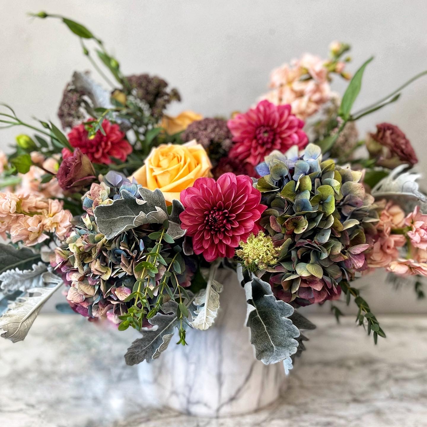 October Sky Flower Delivery Corona del Mar CA Botanica Floral