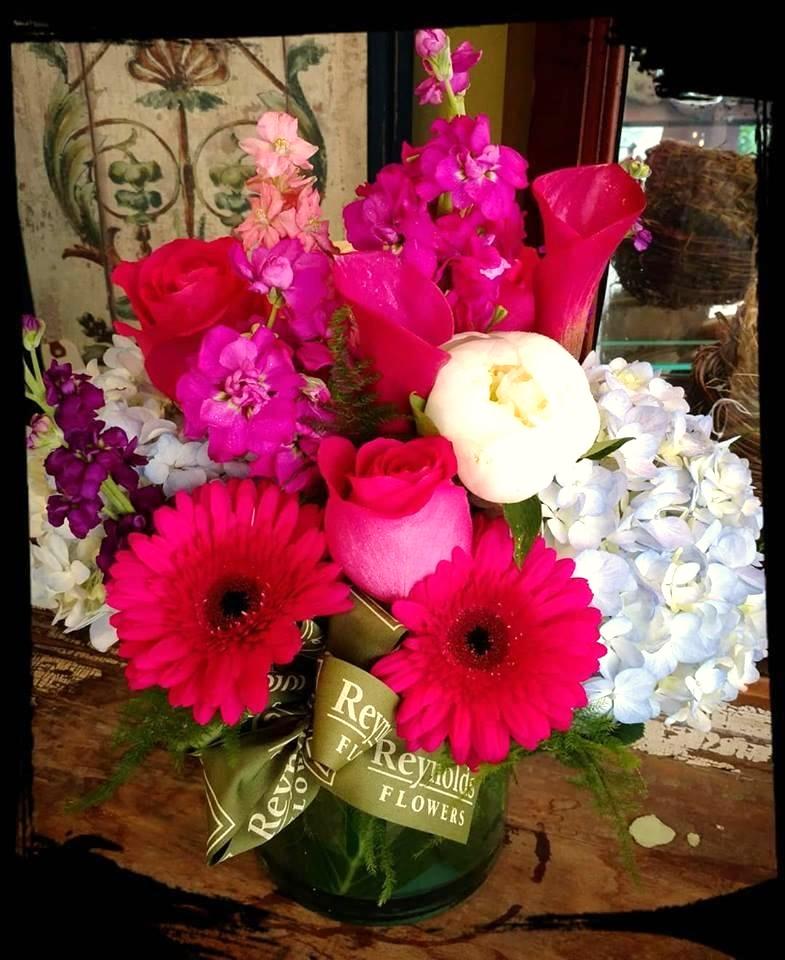 Best Friend Middleboro, MA Florist, Wine & Gift Shop Same Day