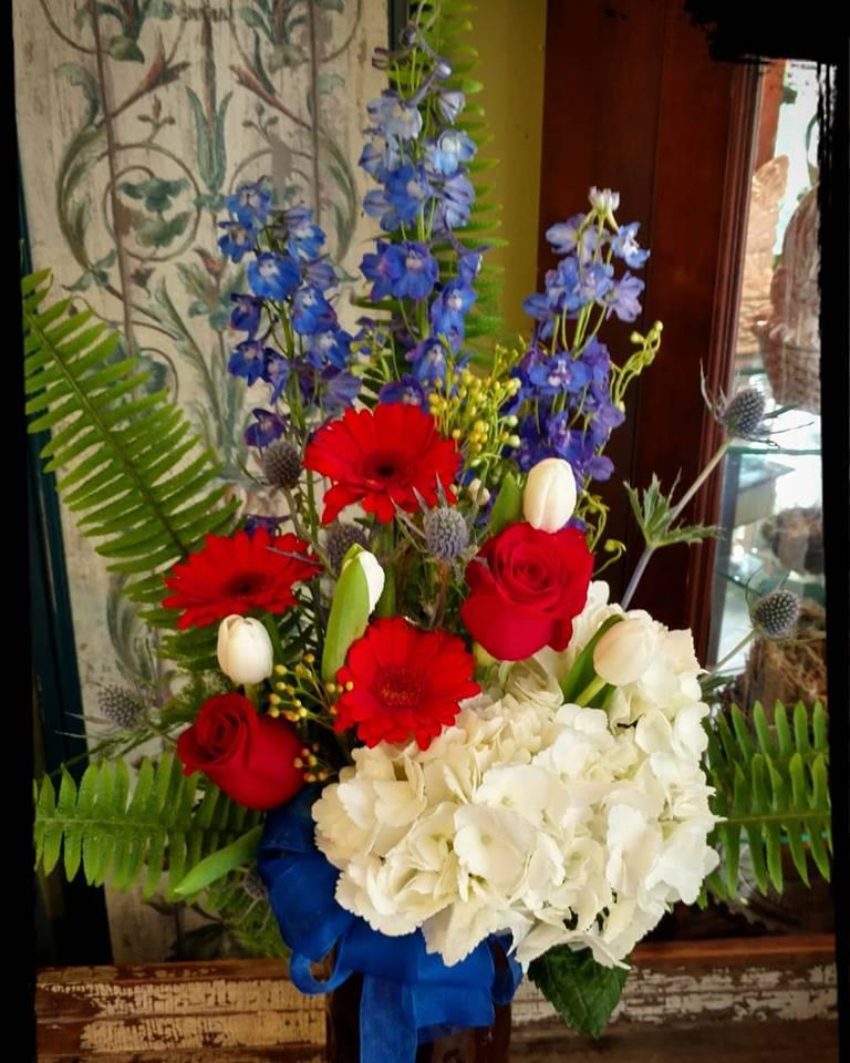 Rememberance Vase Middleboro, MA Florist, Wine & Gift Shop Same Day