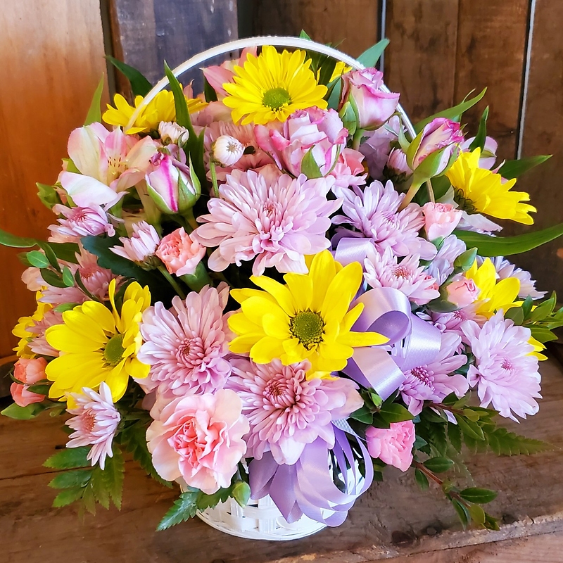 Nature's Bounty Basket Middleboro, MA Florist, Wine & Gift Shop Same Day Flower Delivery for