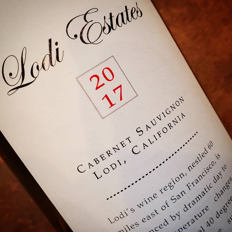 Lodi Estates Sauvignon 2017 Middleboro, MA Florist, Wine