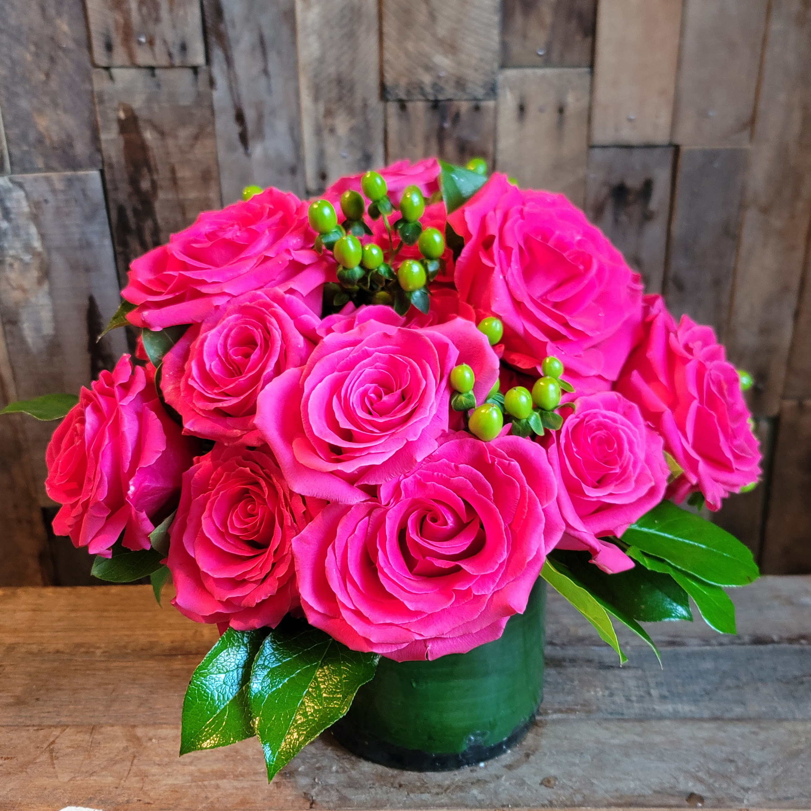 Hot Lady Flower Delivery New York NY - Gramercy Park Flower Shop
