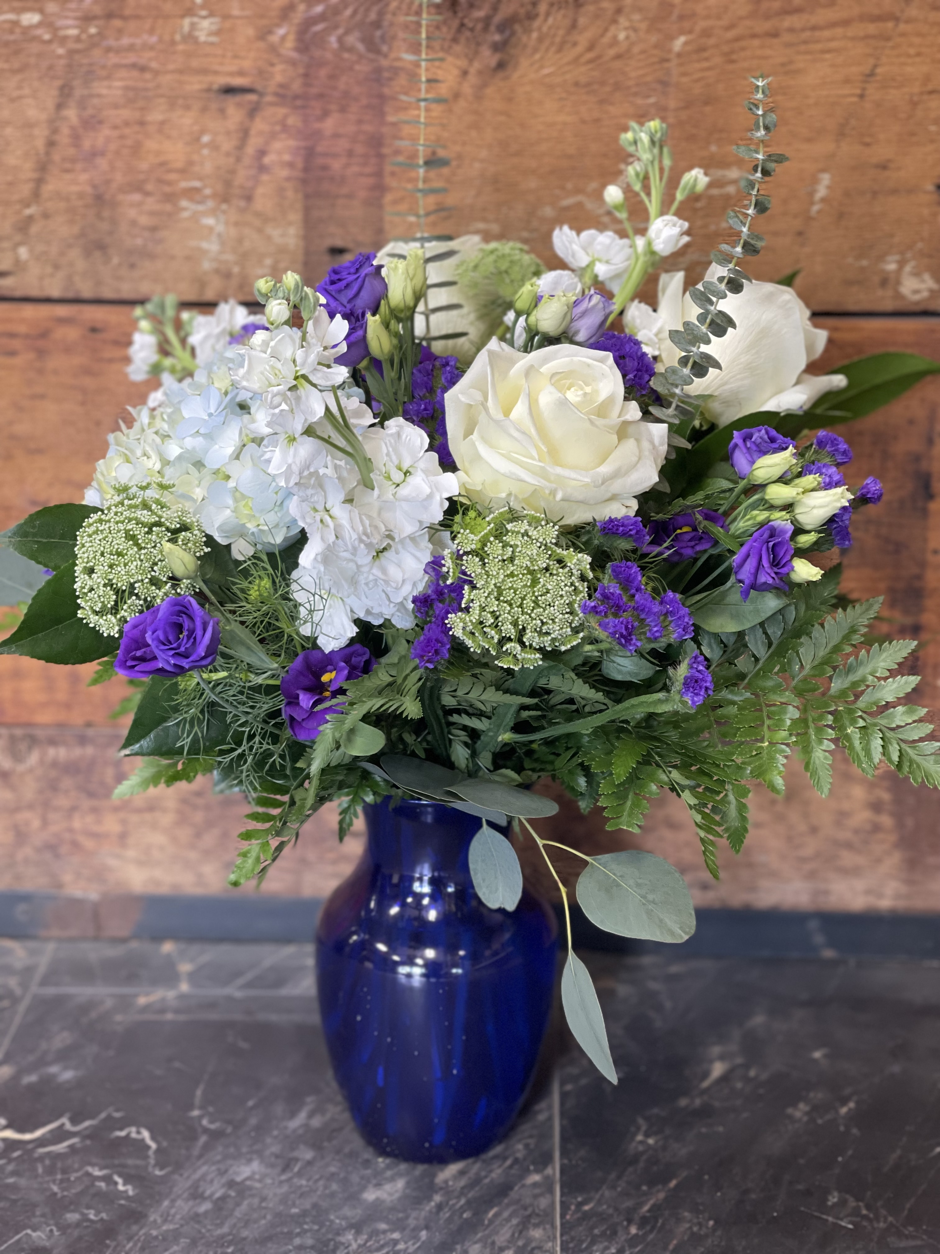 Florist 60619 | 60619 Flower Delivery by Niko's Flower Designs Florist