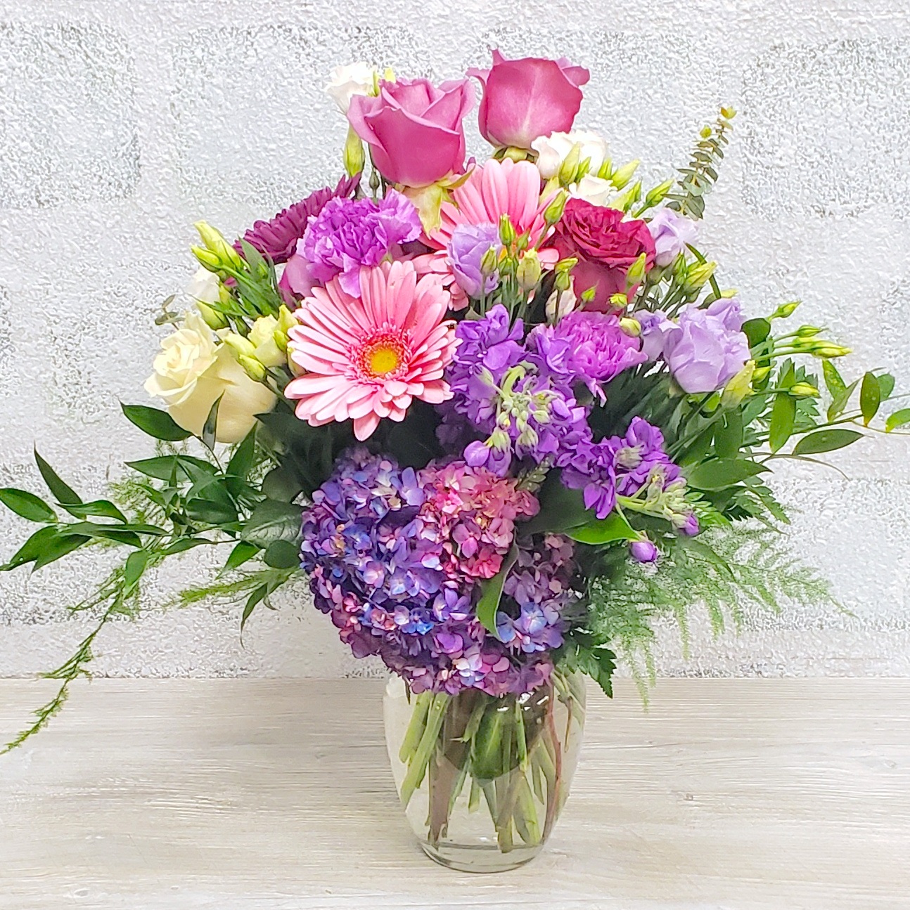 Hot Dish Flower Delivery Cambridge MN Cambridge Floral, Inc