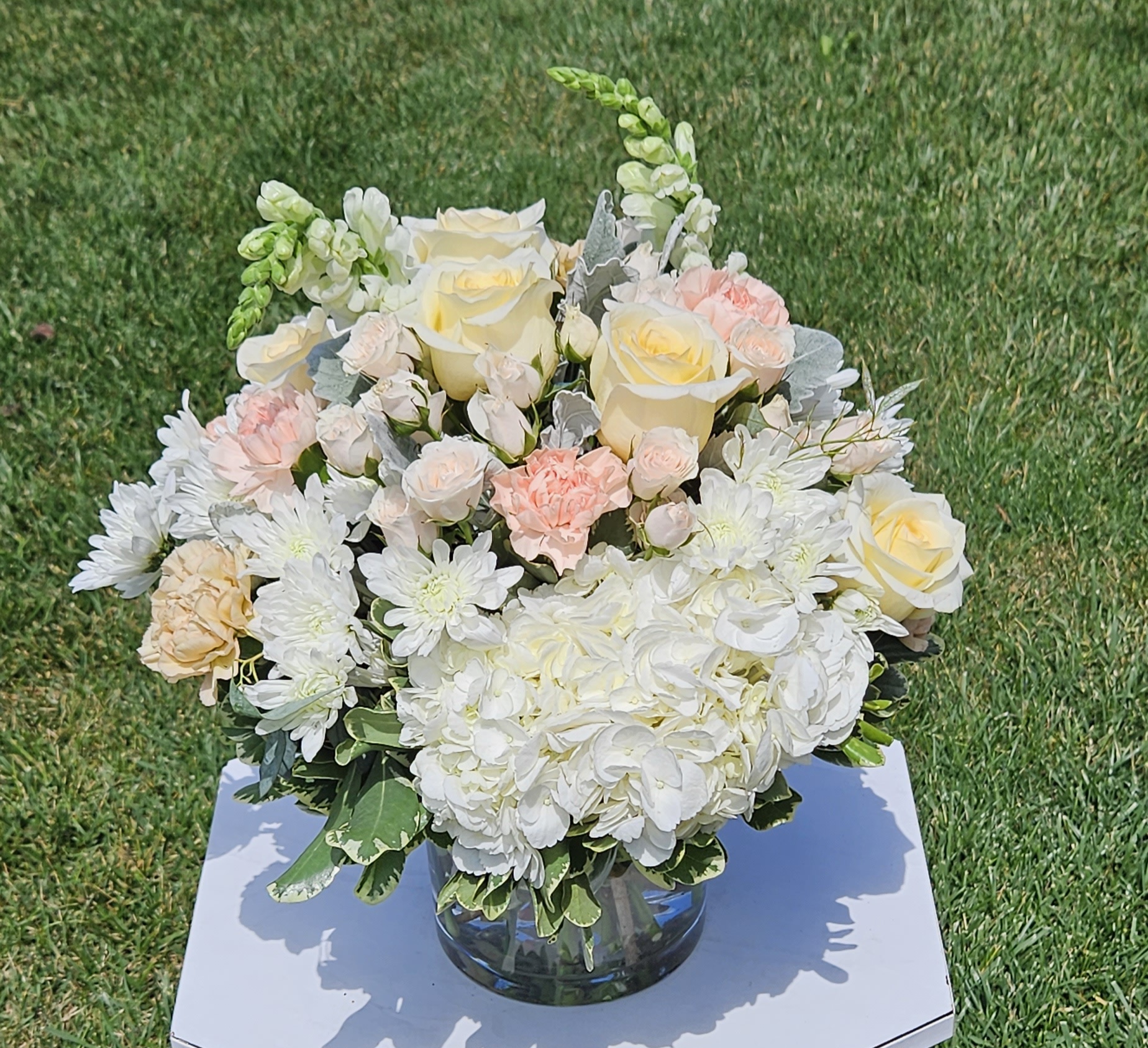 Designers Choice Subtle Expression Flower Delivery Wilmington MA