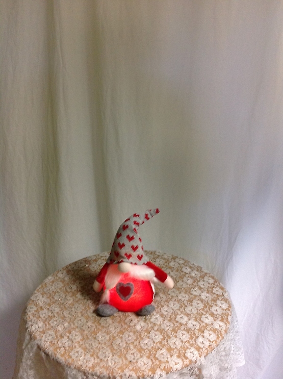 Gnome with Hearts
