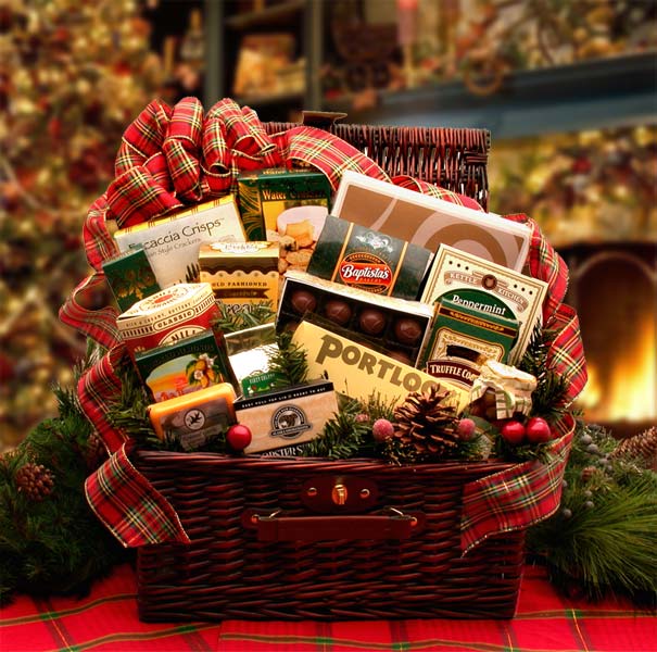 Thoughtful Christmas Gift Baskets for Everyone