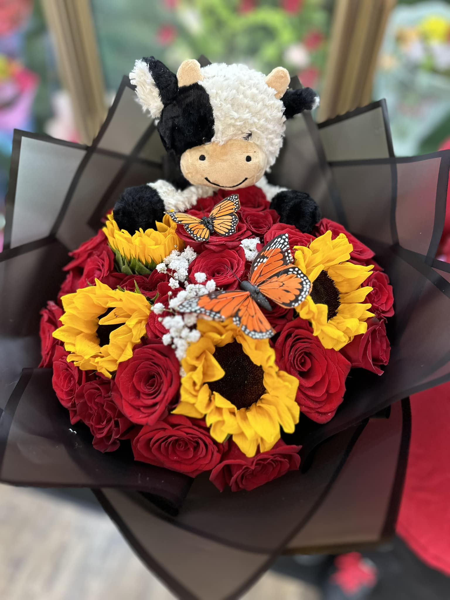 Red Roses & Sunflowers vaquita Ramo Buchon Flower Delivery Chicago IL -  Franco's Flower Shop
