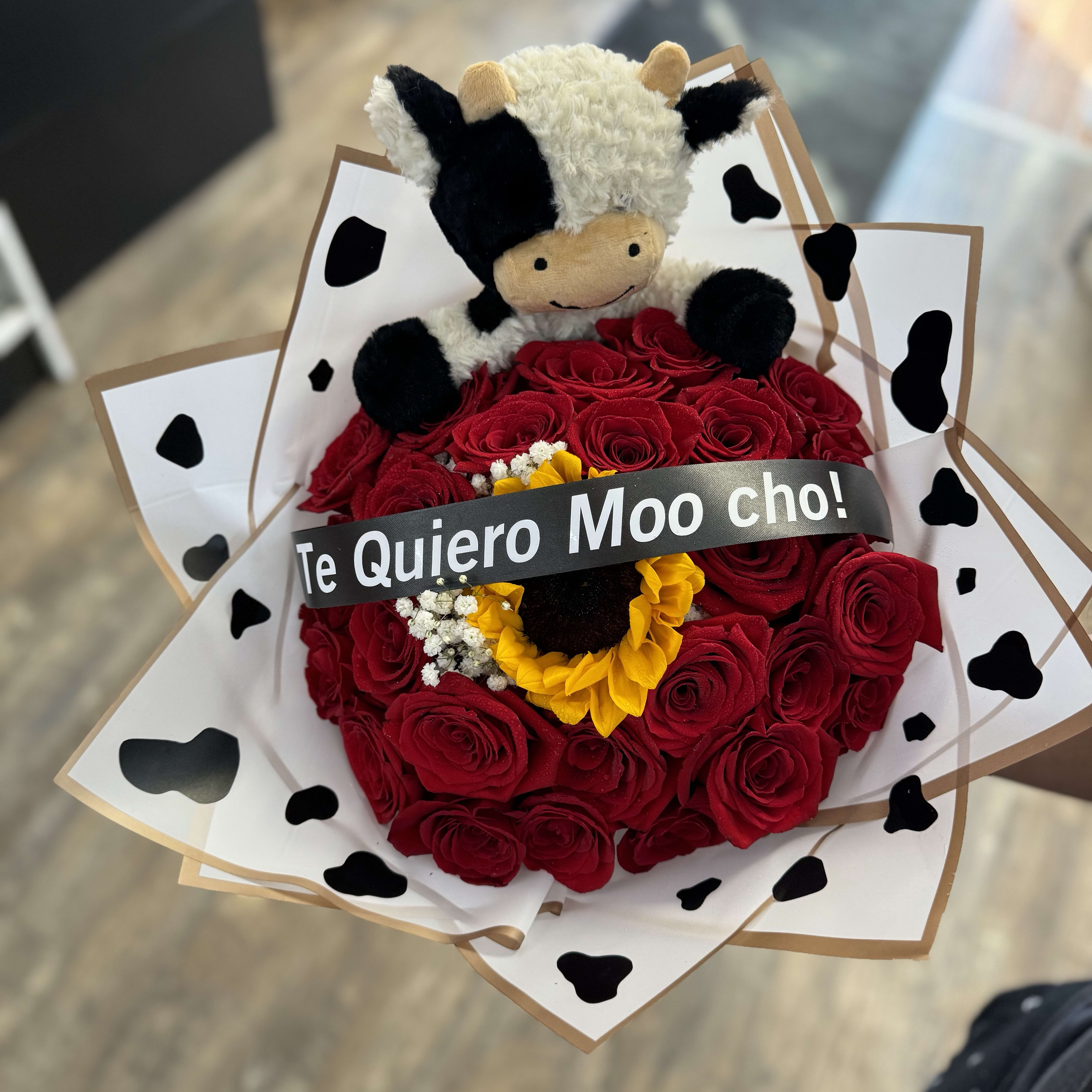 Feliz cumpleanos ramo buchon Flower Delivery Chicago IL - Franco's