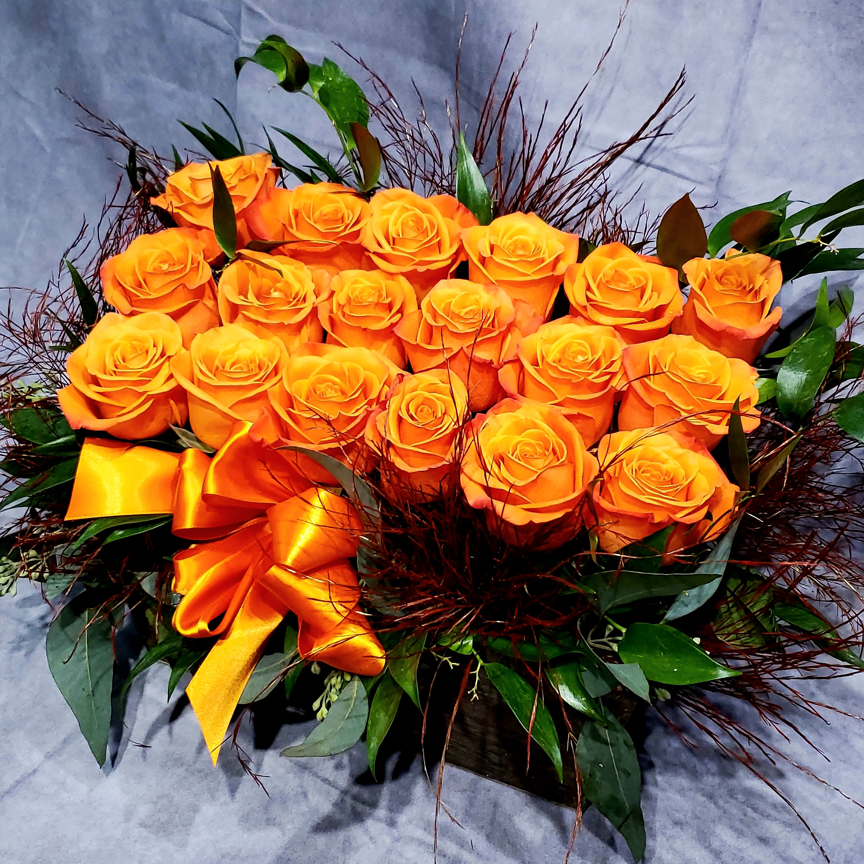 Single One Year Rose In Acrylic Case - Orange in Torrance, CA | Andes  Florist, image size:3024x3024