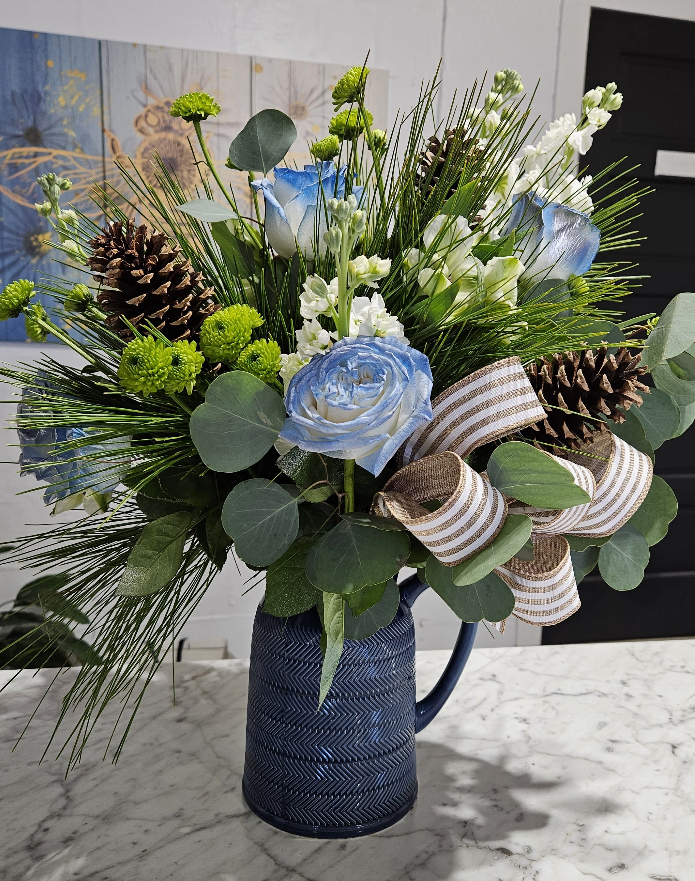 Dazzling Winter Wonderland Flower Arrangement - Send to The City of Happy  Homes, Mt Vernon, NY Today!