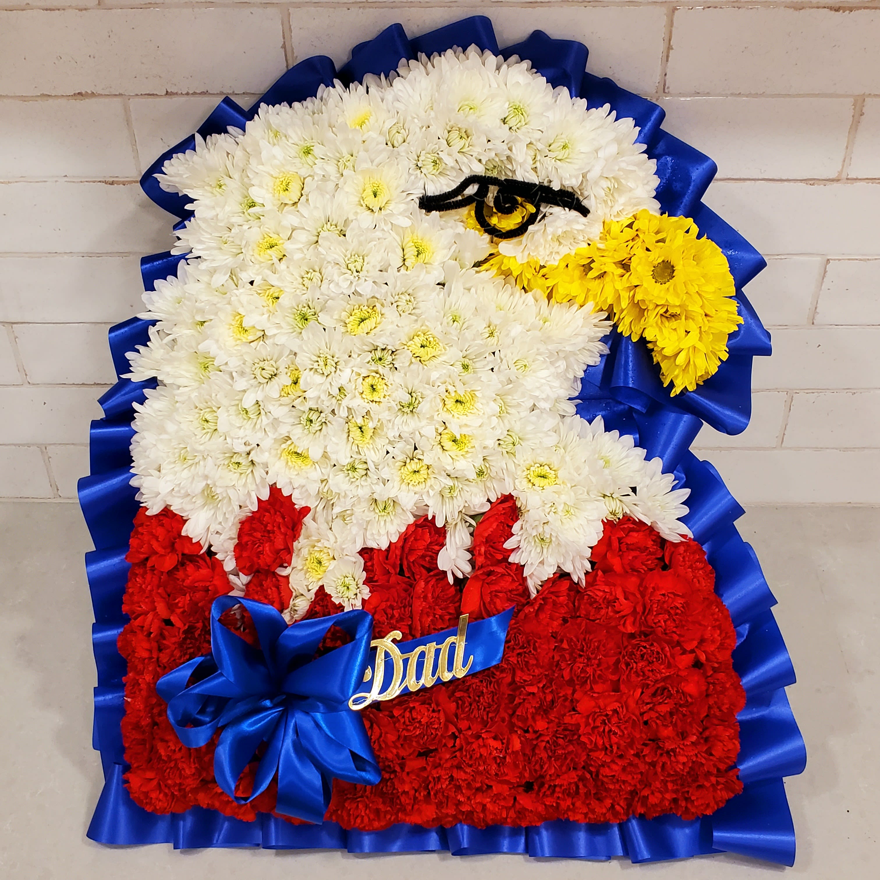 American Bald Eagle red white and blue patriotic floral sculpture by Reynolds Flowers